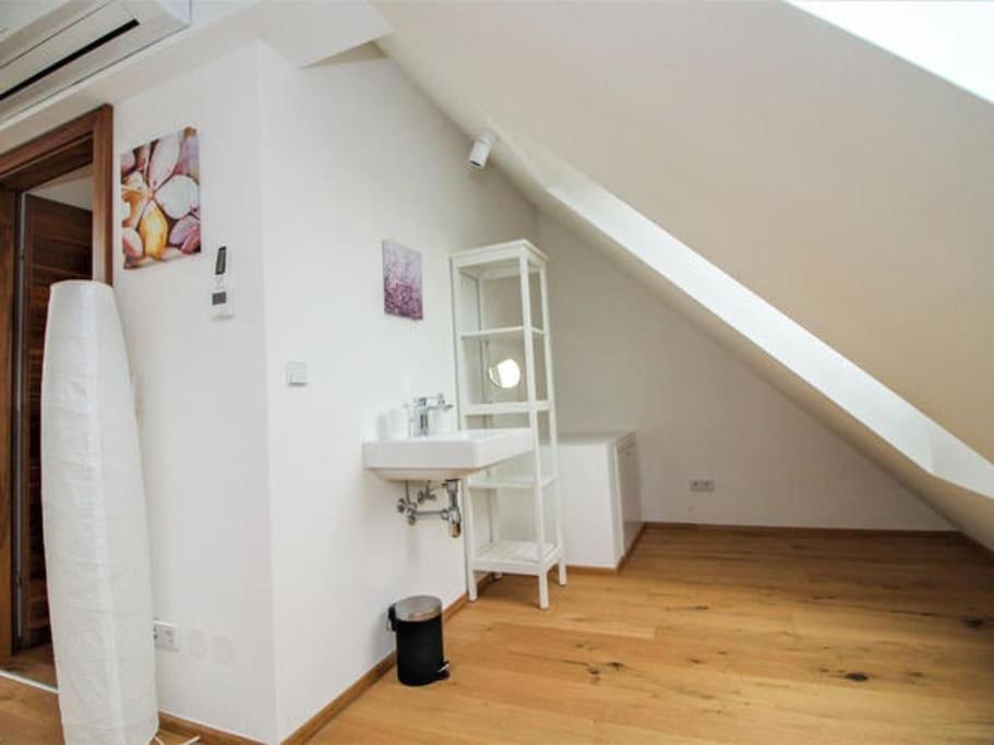 Luxury 2-Floor Rooftop Apartment With Terrace In The City Center Vídeň Exteriér fotografie